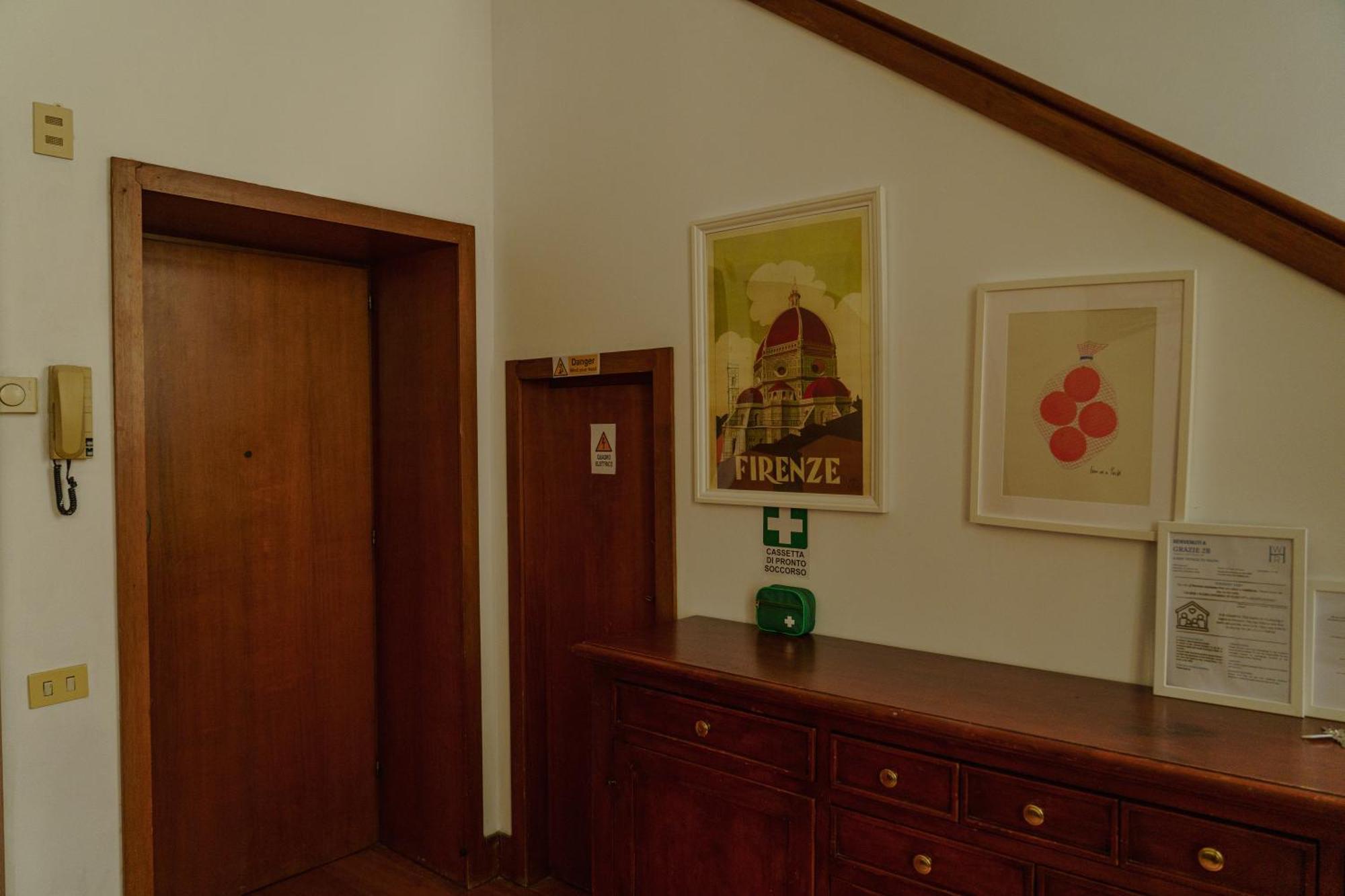 Nice One Bedroom In Historical Building ฟลอเรนซ์ ภายนอก รูปภาพ